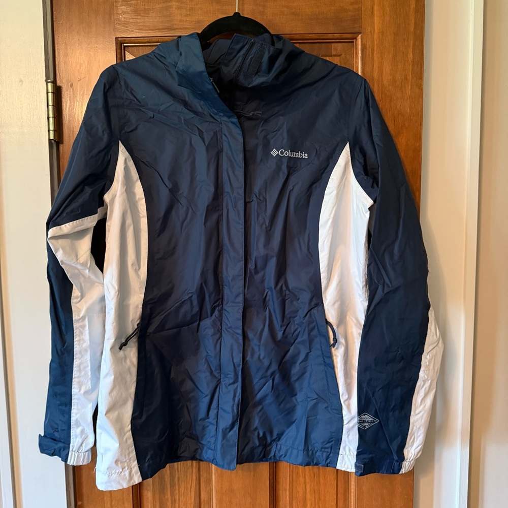 Columbia Women’s Navy and White Rain Jacket